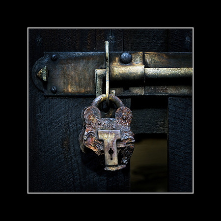 27 - Padlock 2