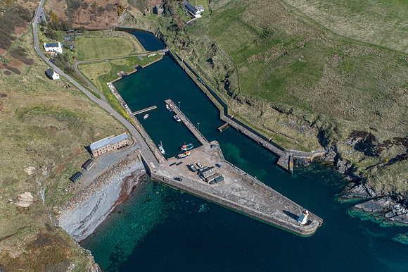 200506 Lybster Harbour 012