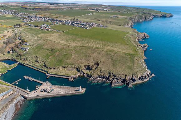 200506 Lybster Harbour 006