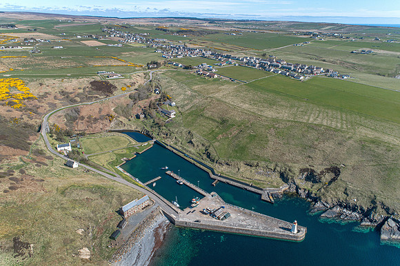 200506 Lybster Harbour 023