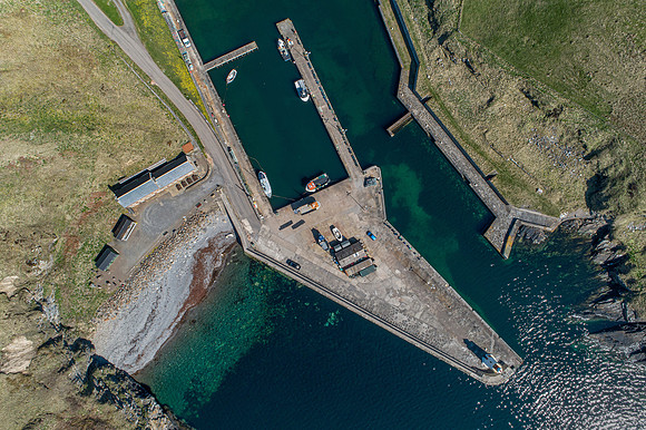 200506 Lybster Harbour 017