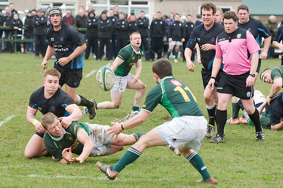 290314 v Berwick 042